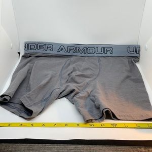Men’s Large Gray Under Armour Underwear